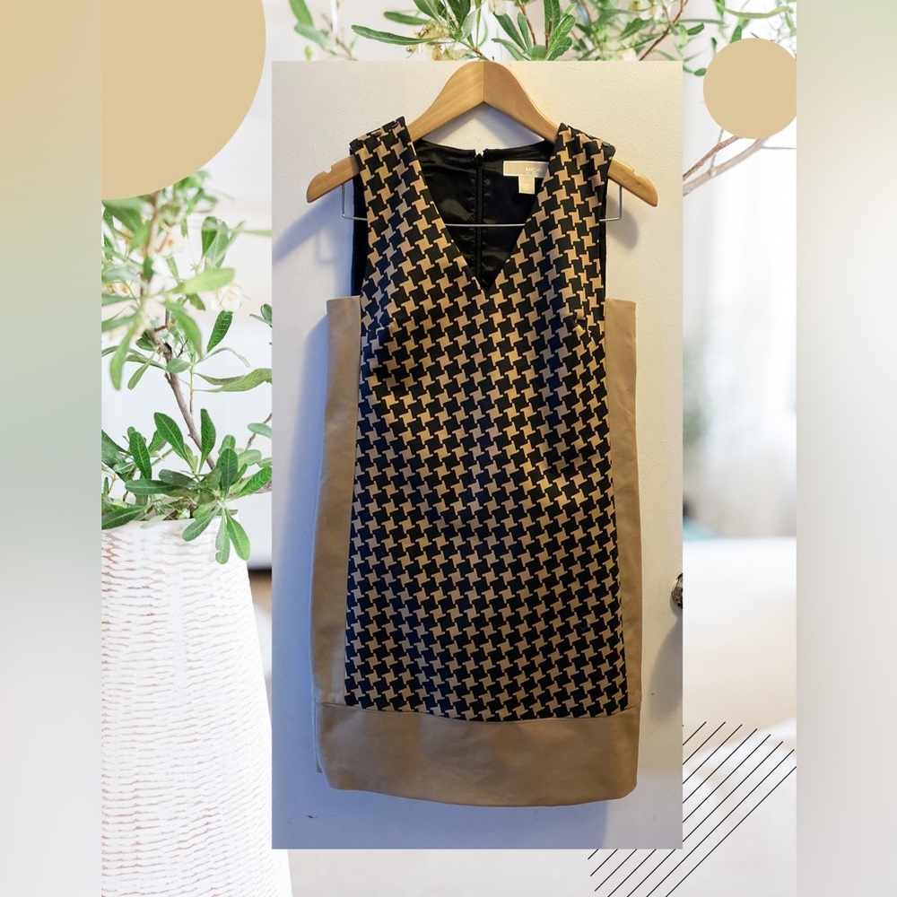 MICHAEL Michael Kors Black and Gold Patterned Mini Dress